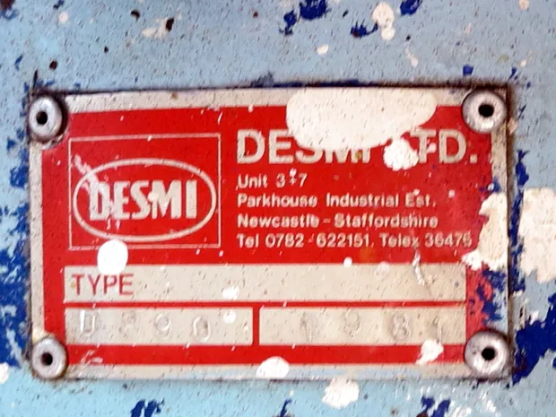 Image 4 of 4 - Desmi - D890