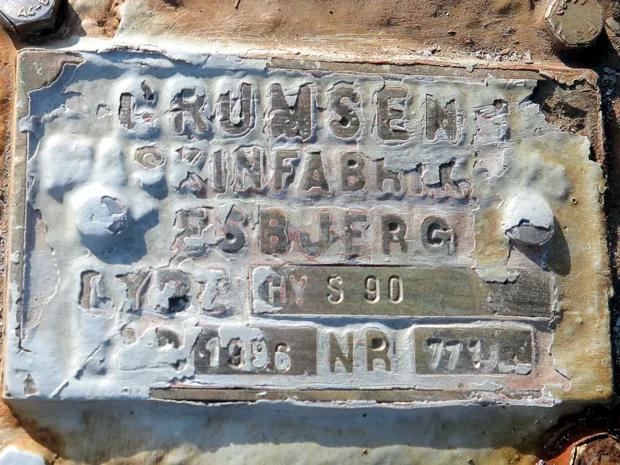 Image 4 of 4 - Trawl winch