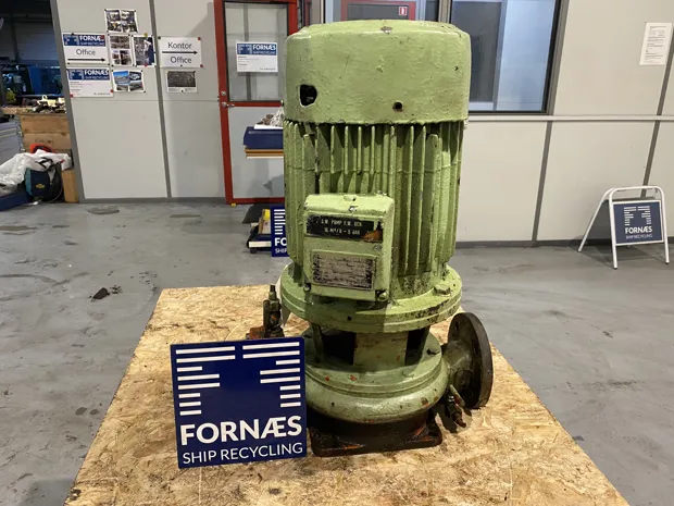 Image 1 of 7 - Merser - BV 38 50