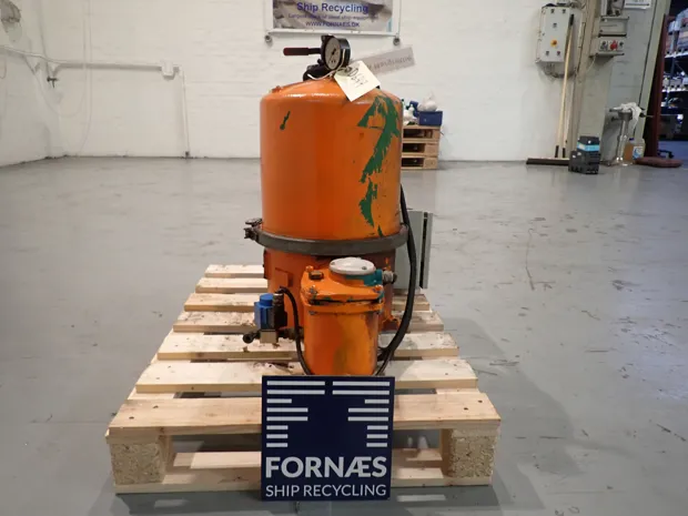 Image 4 of 5 - CJC - PWFU 27/27 M82