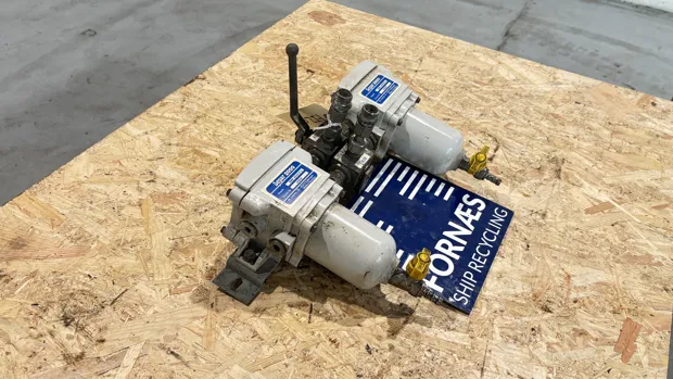 Image 2 of 6 - Separ 2000 - SWK 2000/5U