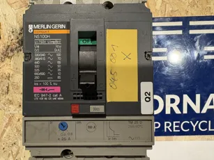 MERLIN GERIN - NS100H