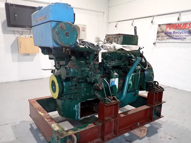 Image 3 of 9 - Volvo - TAMD 165A