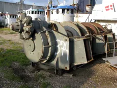 Trawl winch