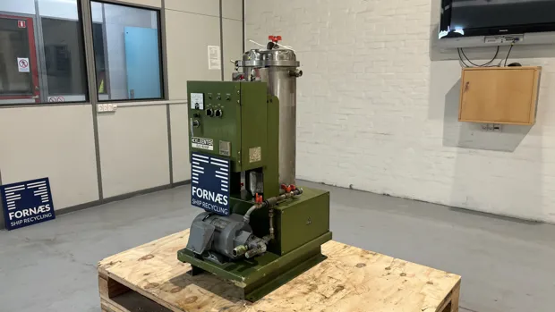 Image 4 of 8 - Kleentek - ELC-R25SP