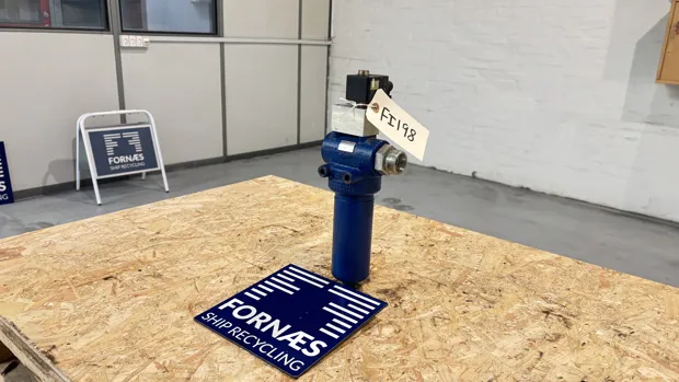 Image 2 of 8 - Rexroth - R928019527