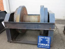 Split winch