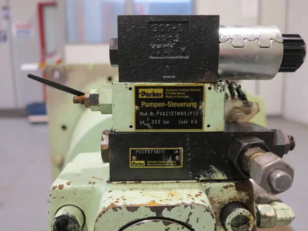 Image 2 of 7 - HP939