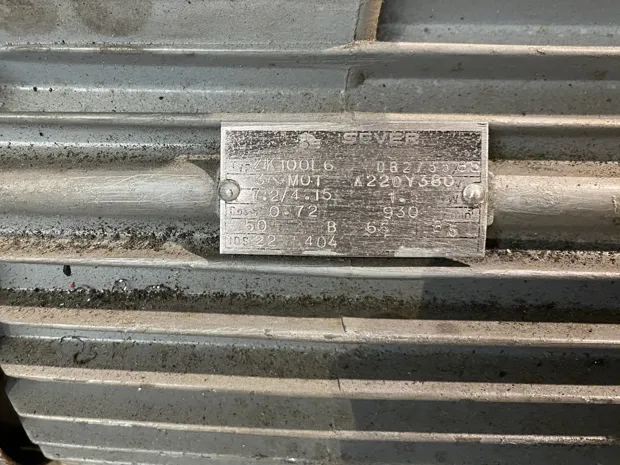 Image 3 of 3 - Server - ZK 100 L-6