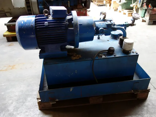 Image 2 of 4 - HS241