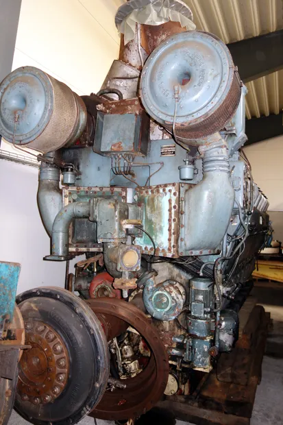 Image 2 of 5 - Wärtsilä - 16V 22B