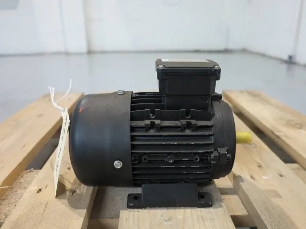 Image 2 of 4 - Hoyer Motors - HMA2-712-2