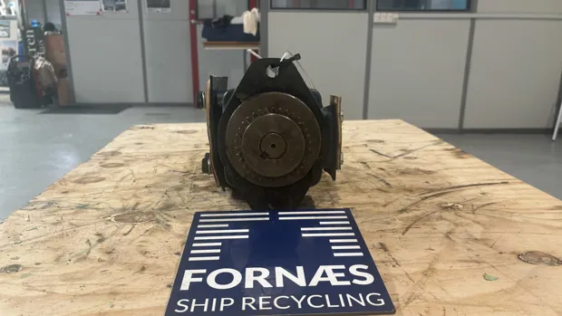 Image 7 of 11 - HP985