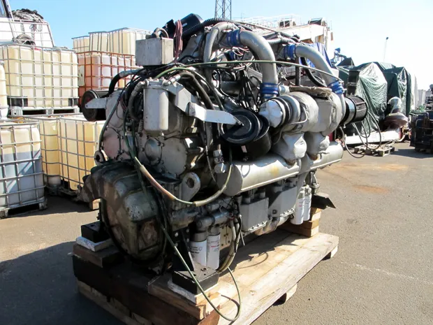 Image 3 of 5 - Detroit - 12V149 Model 9122-7301