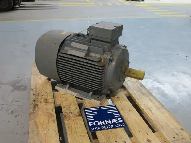 Image 3 of 4 - Dutchi - DM1 180 L6