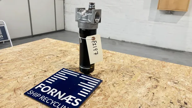 Image 4 of 9 - Parker - GMF size2