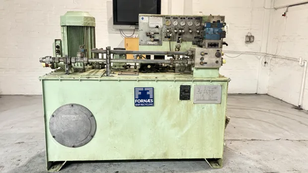 Image 1 of 13 - HS324