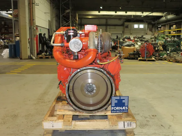 Image 4 of 6 - Scania - DI 12 60M