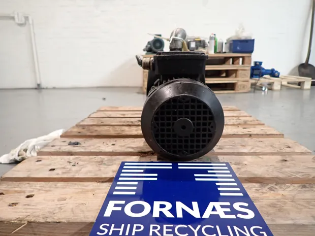 Image 4 of 5 - Azcue - CA32/0,5