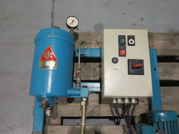 Image 2 of 7 - CJC - HDU 15/25 PV-EH1