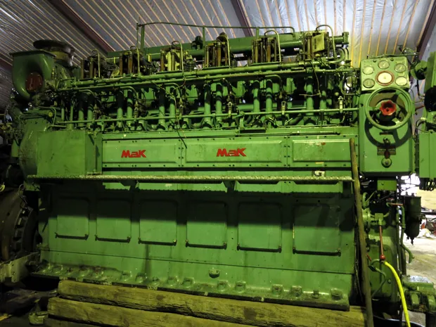 Image 1 of 4 - MaK - 6Mu 451 AK