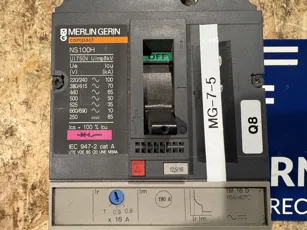 Merlin Gerin - Compact