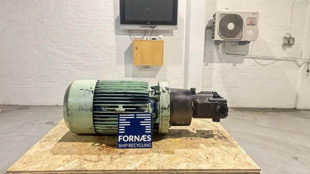 Image 1 of 9 - HP1042