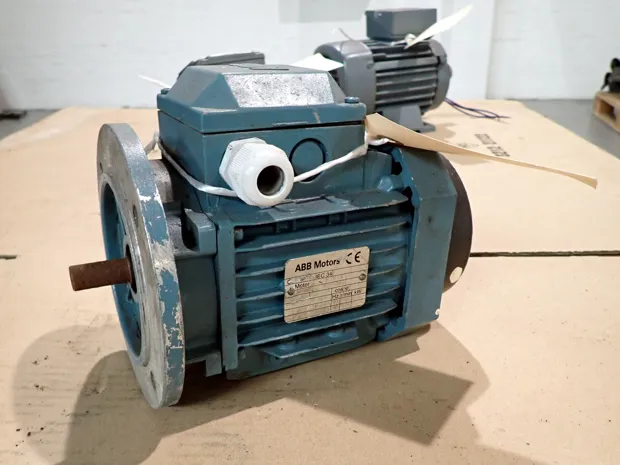 Image 1 of 3 - ABB - M2VA 71B-4