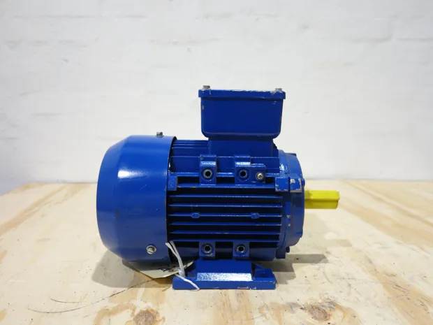 Image 1 of 4 - Bevi - 2A 90S-6