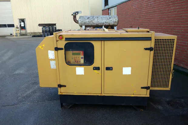 Image 1 of 5 - Deutz