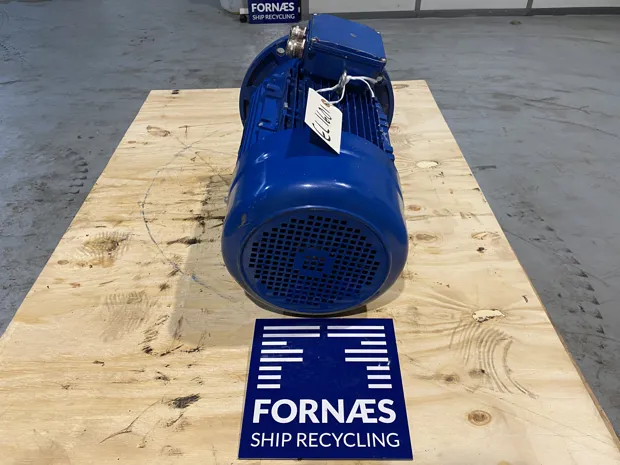 Image 4 of 5 - Hoyer Motors - MS132M-4