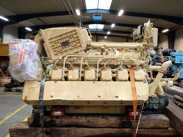 Image 3 of 7 - Deutz - BA12M 816W