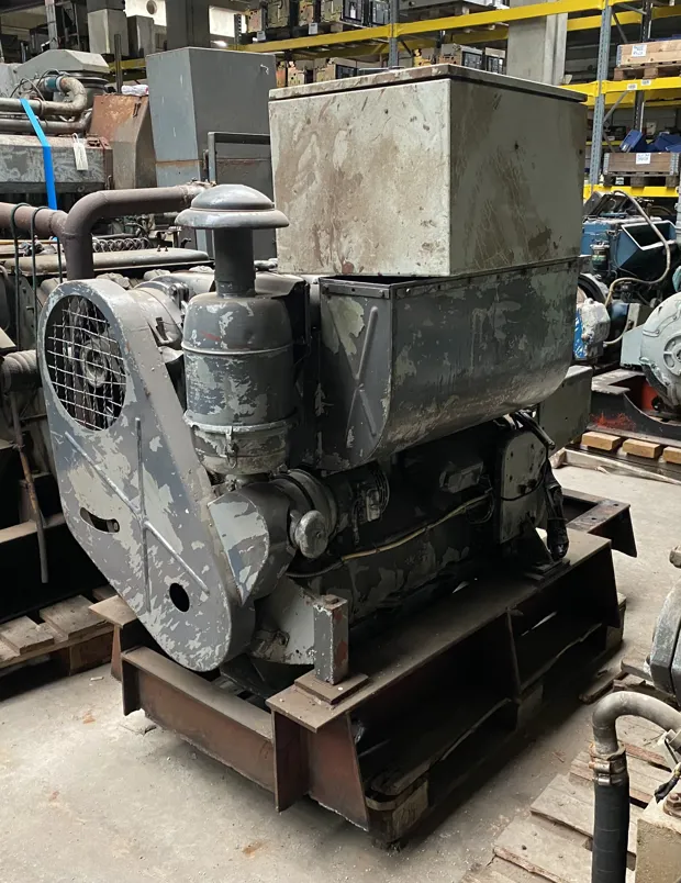 Image 3 of 5 - Deutz - A4L514