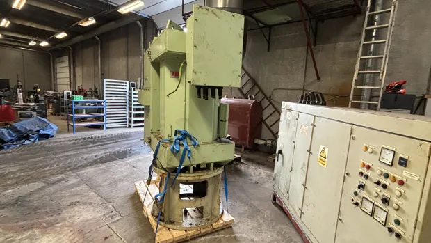 Image 4 of 8 - ABB - RNCC 400 LJ 06 V1