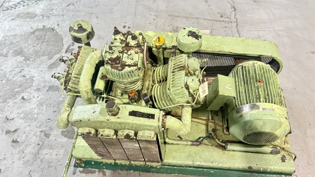 Image 9 of 12 - Espholin - F4