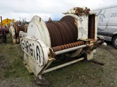 Split winch