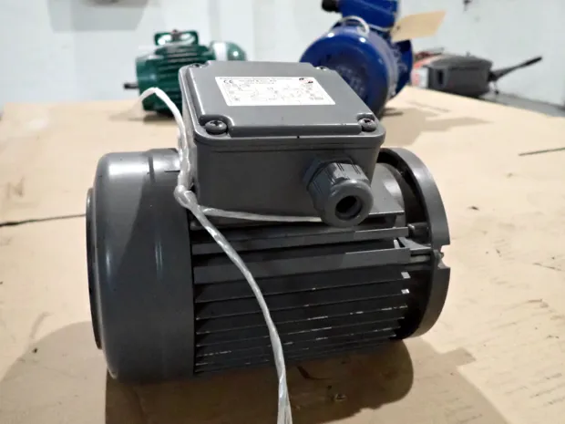 Image 1 of 3 - EMG - ECS 63G 4-C1BA