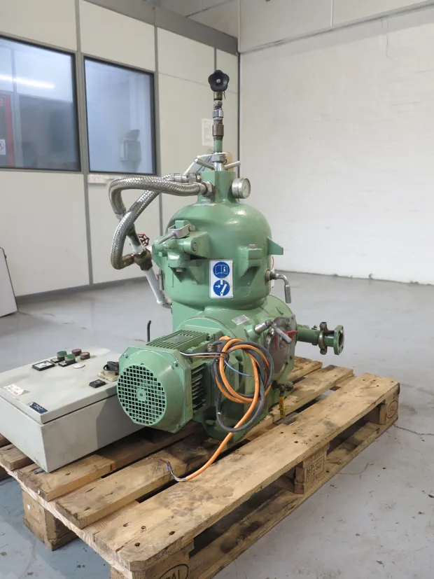 Image 4 of 7 - Westfalia - OTB9-06-066