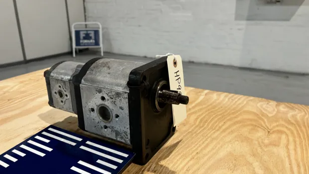 Image 3 of 8 - HP994