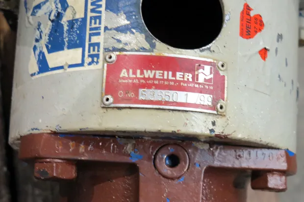 Image 4 of 4 - HP818