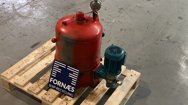 Image 1 of 7 - CJC - HDU 27/27 M85