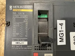 Merlin Gerin - Compact