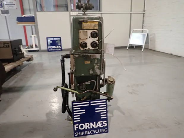 Image 5 of 9 - MaK - M 32 C