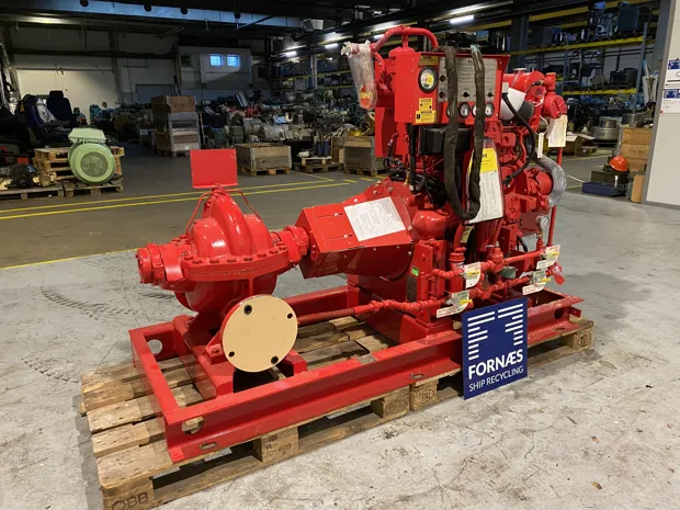 Image 5 of 9 - John Deere - 4045