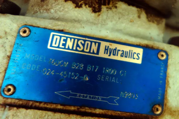 Image 3 of 4 - HP814