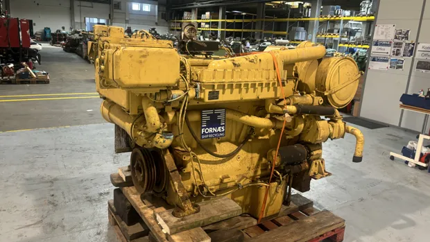 Image 7 of 9 - Caterpillar - D343