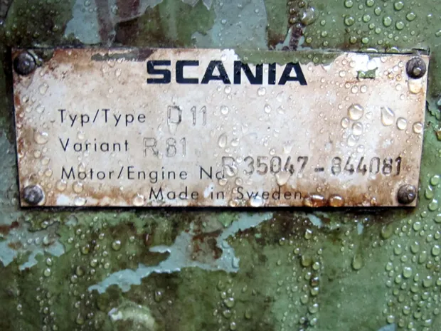 Image 3 of 3 - Scania - D11 R81