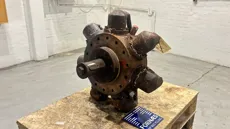 HM100
