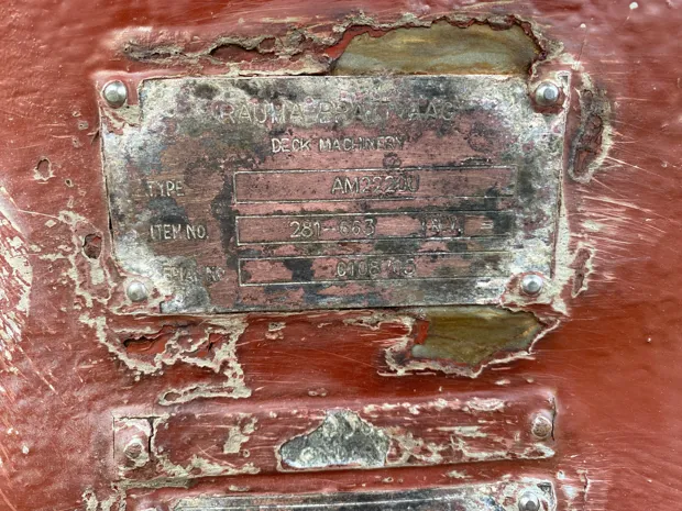 Image 5 of 6 - Trawl winch