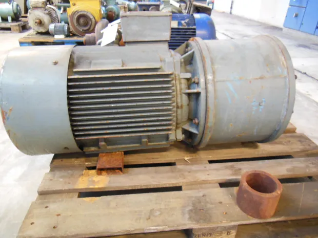 Image 1 of 2 - Dutchi - DM1225 M4